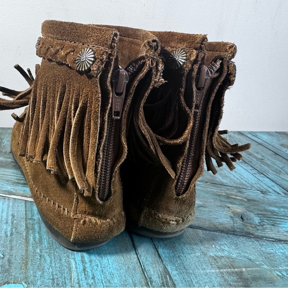 Minnetonka Suede Ankle Moccasins Size 9 - Picture 8 of 13